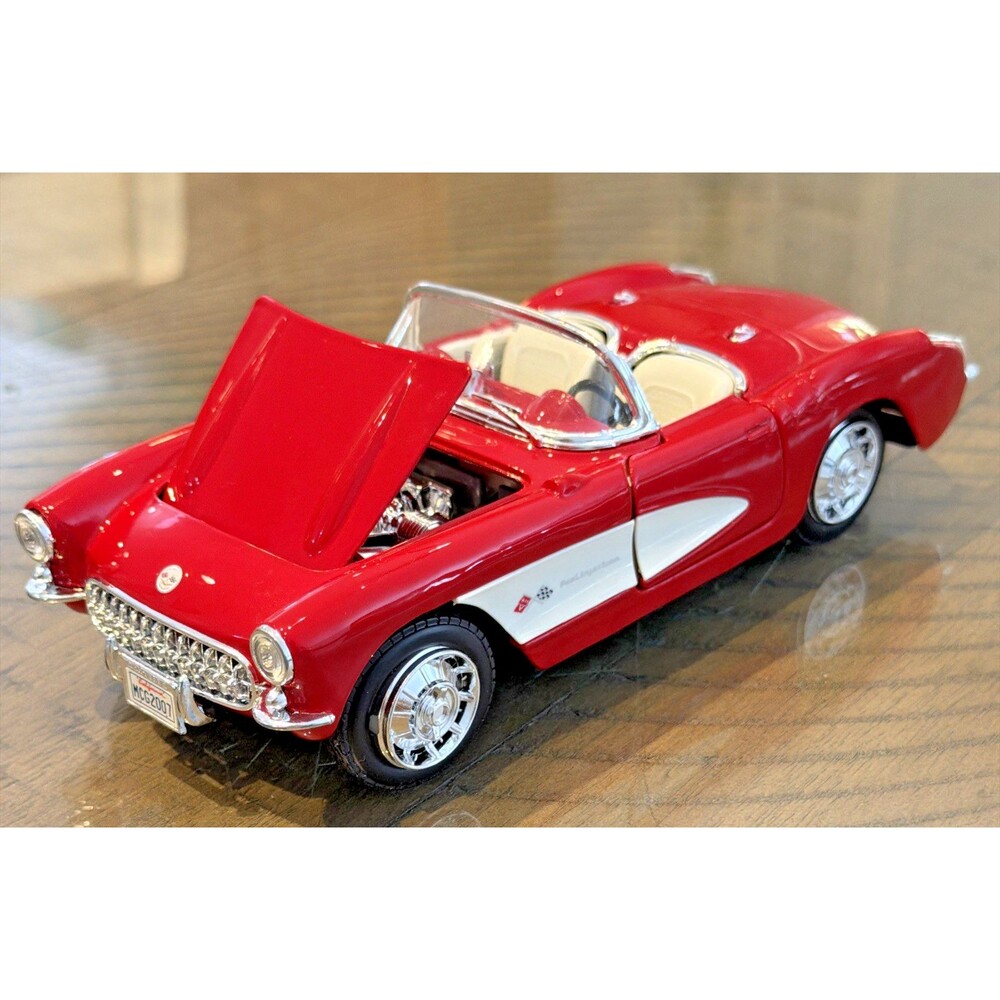 Maisto 1957 Chevrolet Corvette convertible red 1:24 Diecast